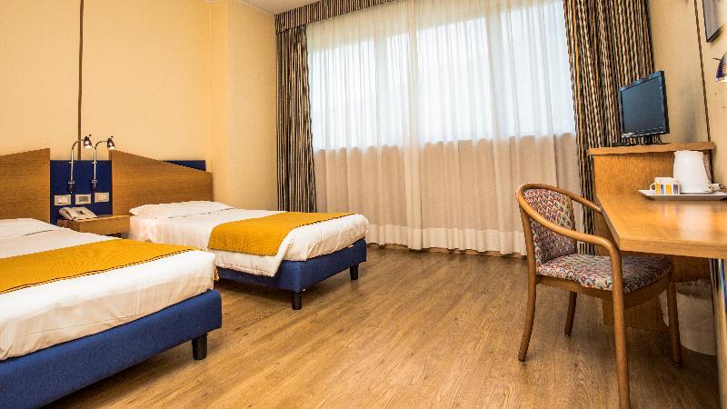 Express Aosta East Hotel