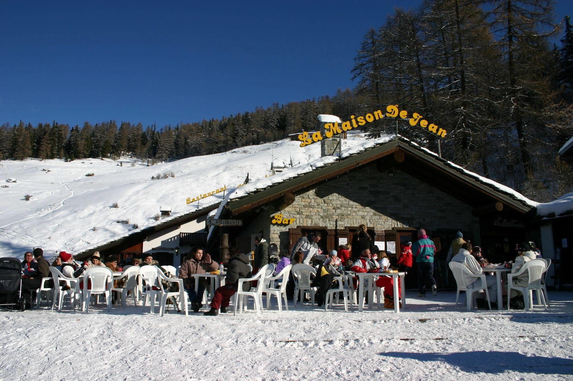 Express Aosta East Hotel