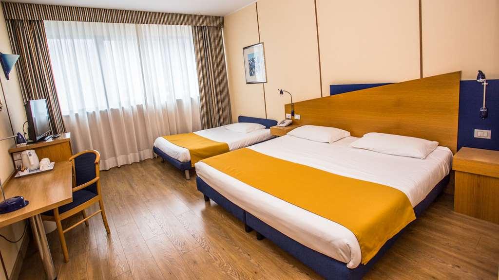 Express Aosta East Hotel 3*