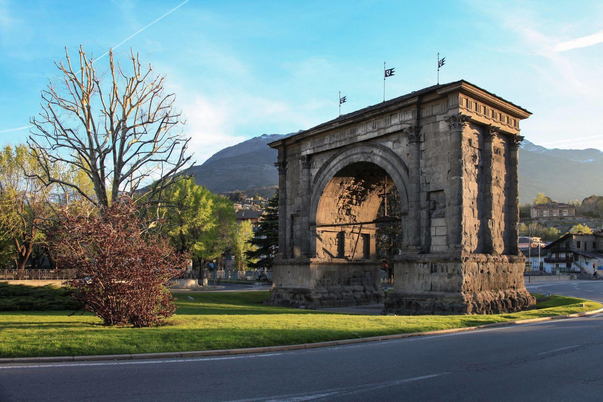 Express Aosta East 3*